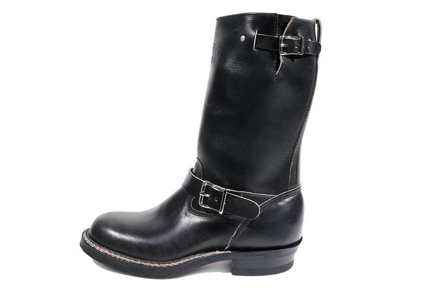 1617523985_817_8-giay-ky-su-tot-nhat-cho-nam-gioi https://whitesboots.com/road/nomad/