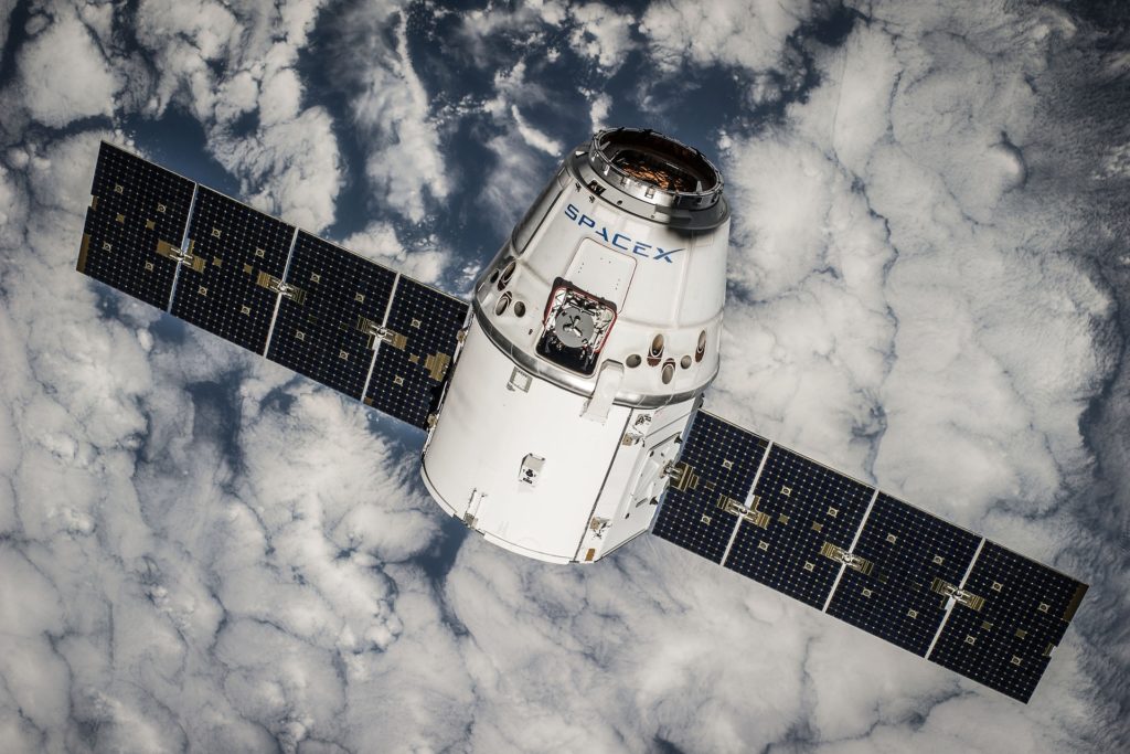 1617533306_627_gap-gwynne-shotwell-chu-tich-spacex-coo quỹ đạo không gianx
