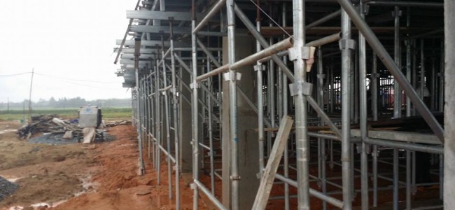 Những điều cần biết khi làm việc trên giàn giáo Những điều cần biết khi làm việc trên giàn giáo