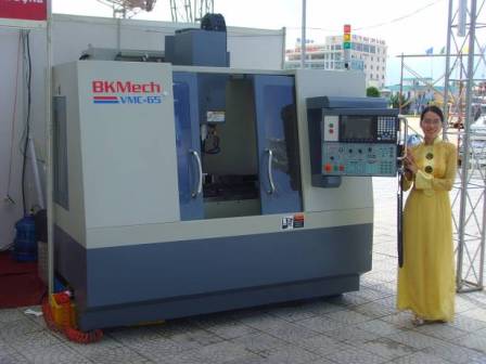 Máy phay CNC Made in Việt Nam - Made by BKMech | BKMech Máy CNC